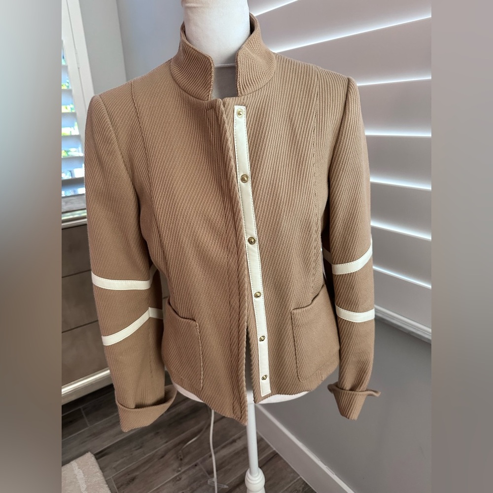 WORTH New York Tan cotton jacket of twill weave with white leather details